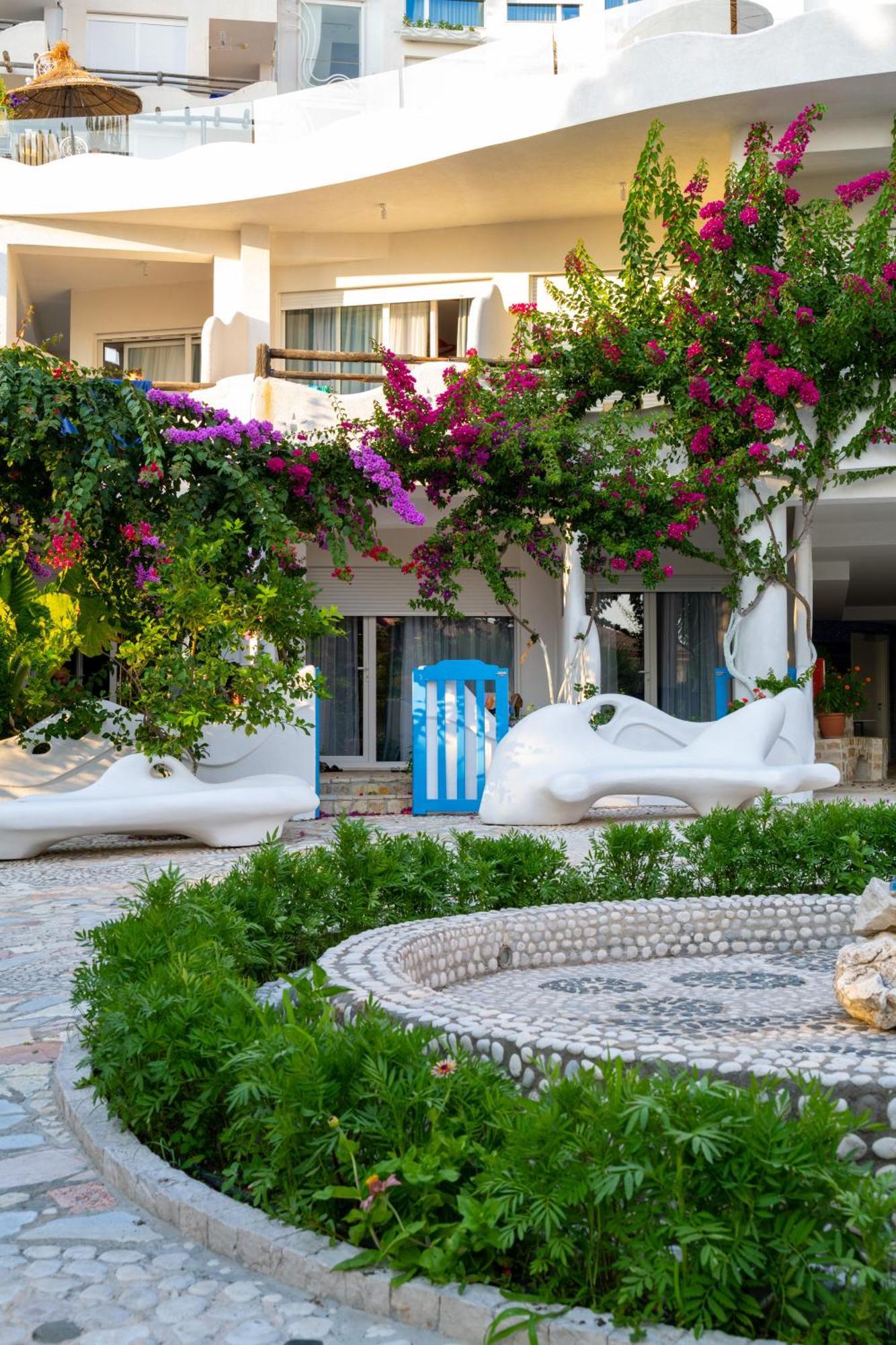 Bougainville Bay Apartments Sarandë Eksteriør billede