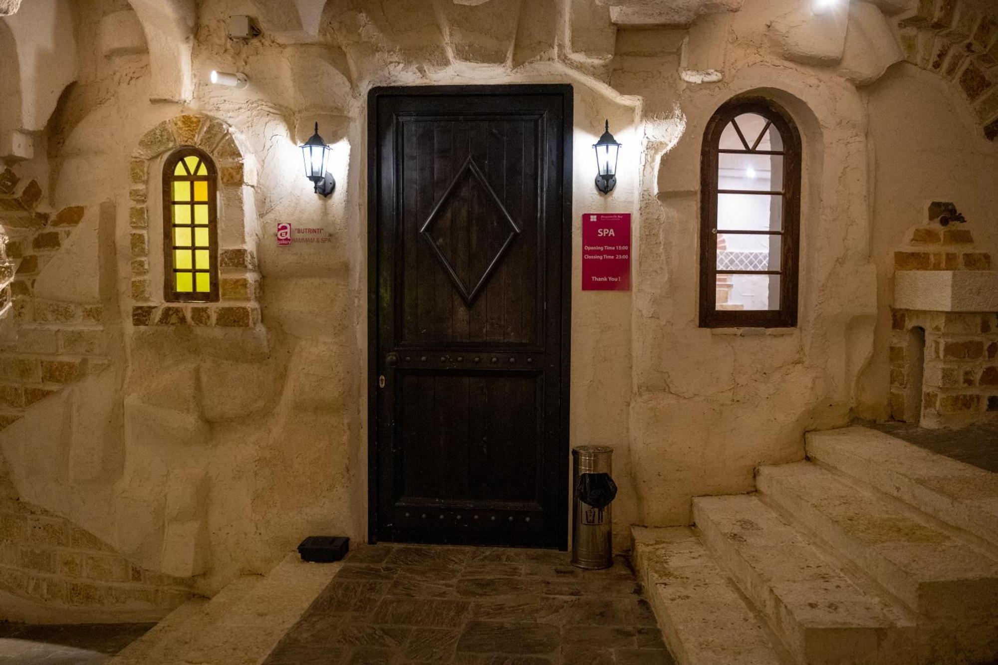 Bougainville Bay Apartments Sarandë Eksteriør billede