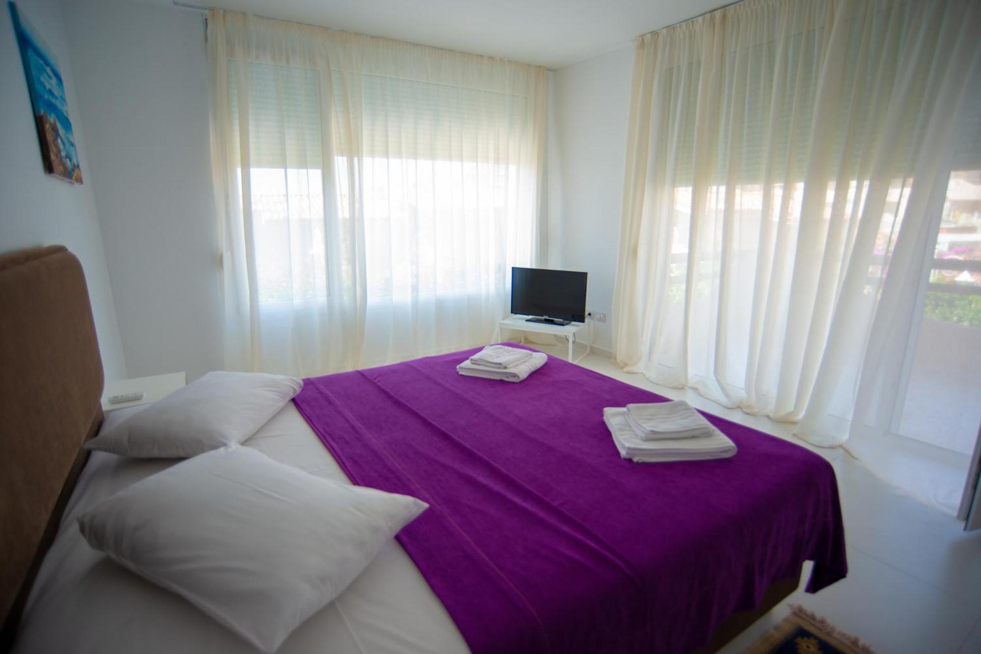 Bougainville Bay Apartments Sarandë Værelse billede